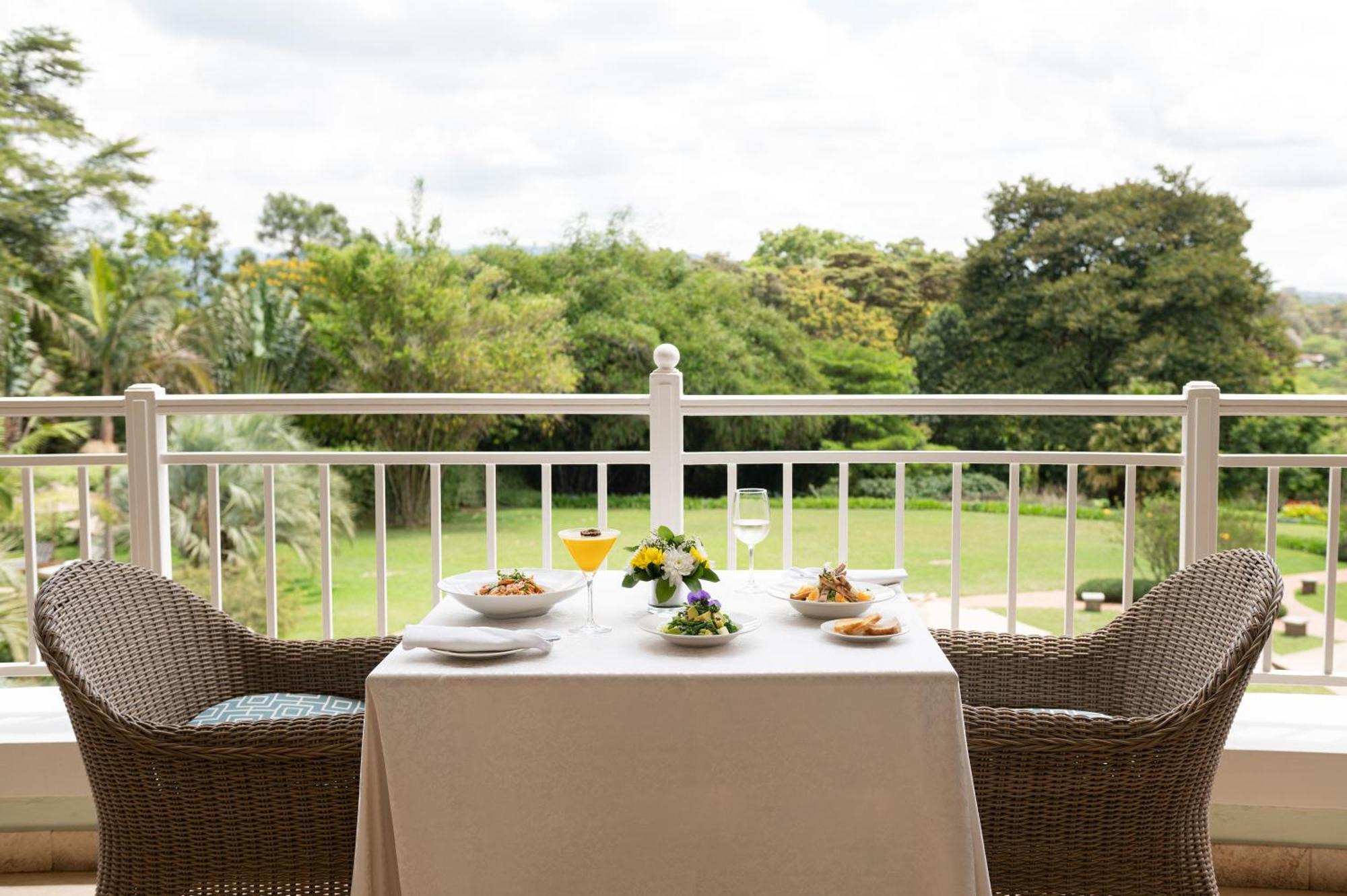 Hemingways Nairobi Hotel Ngoại thất bức ảnh