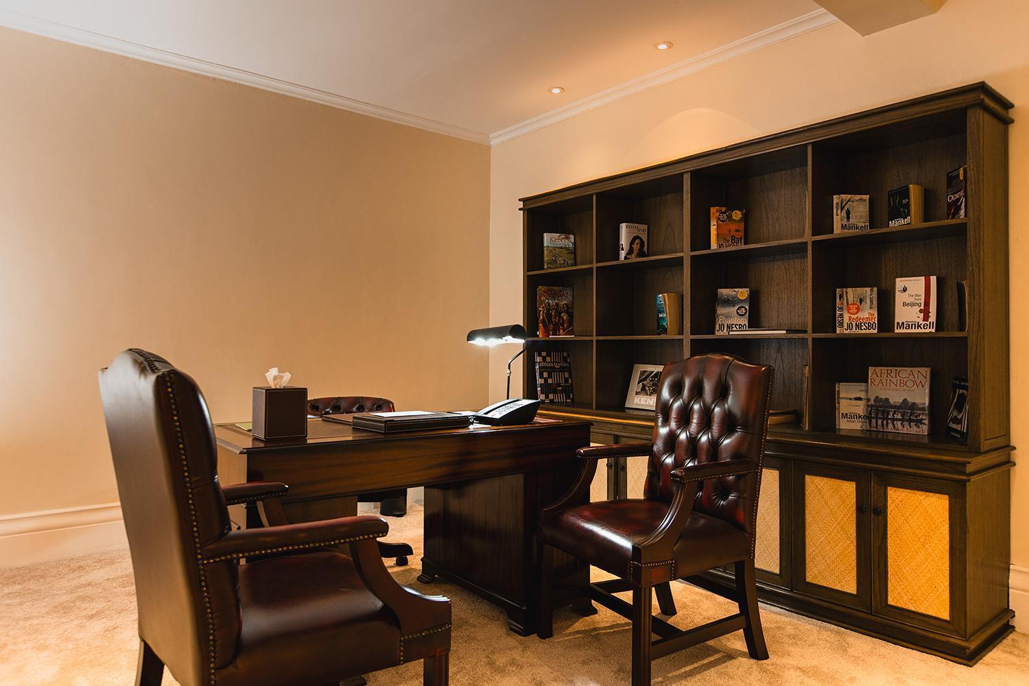 Hemingways Nairobi Hotel Ngoại thất bức ảnh